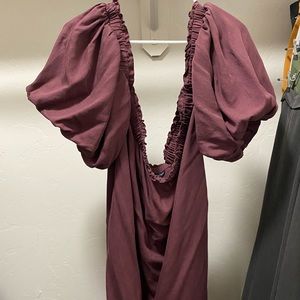 American Eagle Outfitters | Off Shoulder Short-Mid Length